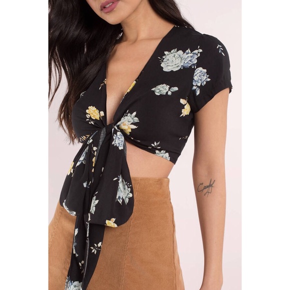 Tops - Floral Tie Top